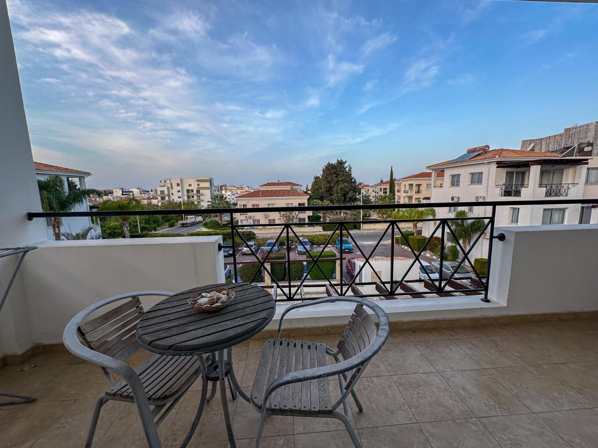 Nefeli Blue-Horizon 2B, Pool, Suites, Big Balconies Paphos Eksteriør billede